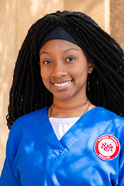photo of student Arianna Edwards