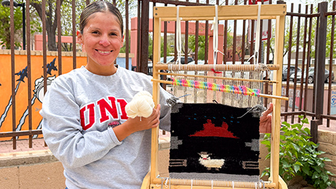 Dyeing to learn Navajo weaving